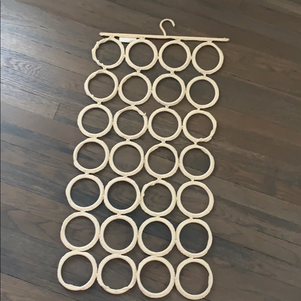 Scarf Holder